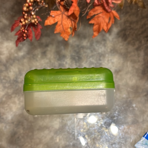 SpaceMaker | VINTAGE Green/Clear Pencil School Box - Picture 9 of 12